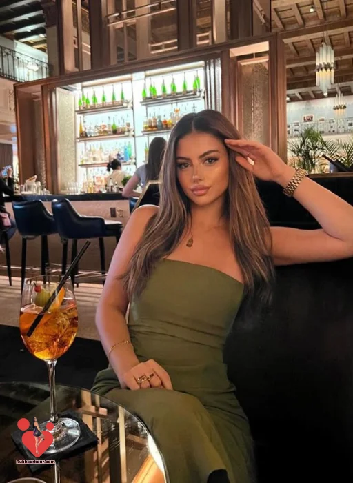 Russian Escorts in Zirakpur